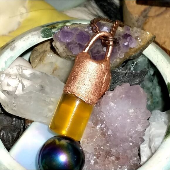 Berkana Rune Quartz Honey Spell Jar Necklace - Picture 4 of 6